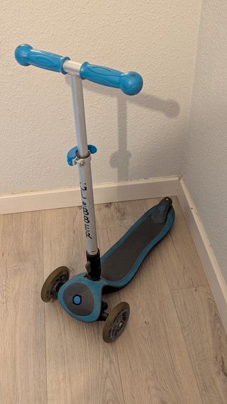 Patinete niños con luces
