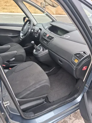 Citroen C4 Picasso 2011