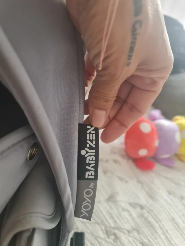 Capazo Babyzen Yoyo y el aplique  usado 2 meses.