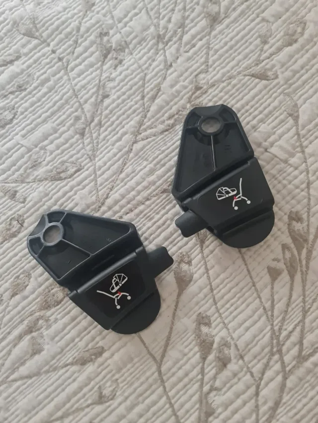 Capazo Babyzen Yoyo y el aplique  usado 2 meses.