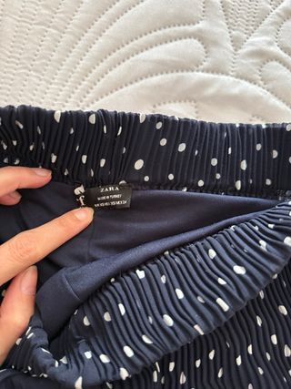 Pantalón gasa semitransparente lunares