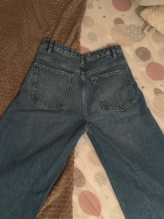 Pantalón vaquero Zara