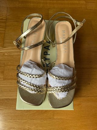 Sandalias tacón Marypaz doradas