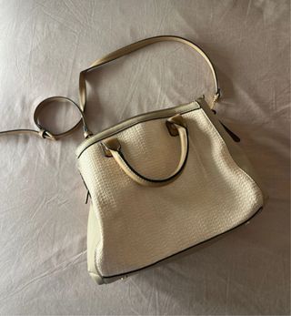 Bolso mediano beige