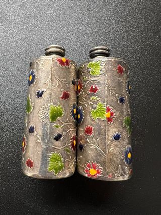 2 Bottiglie Smaltate Fiori