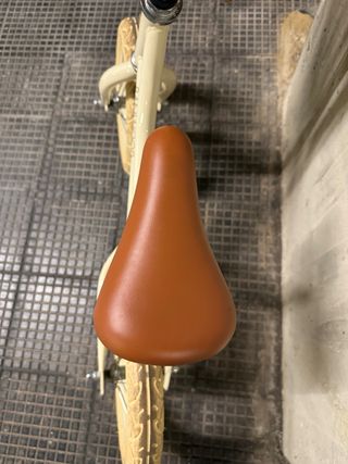 Bicicleta de equilibrio Banwood color crema