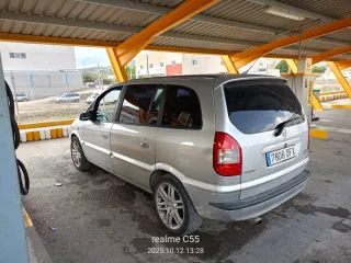 Opel Zafira 2005