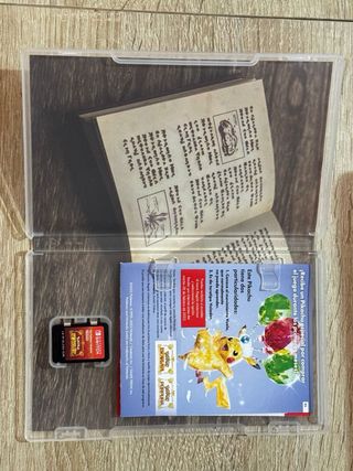 Nintendo Switch OLED + Pokémon