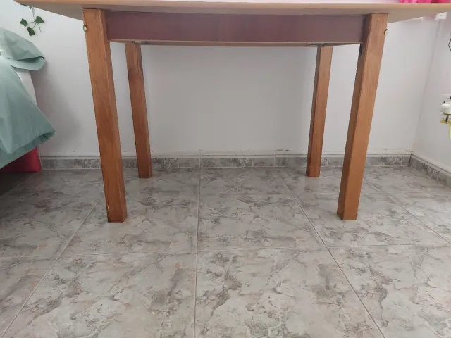 Mesa camilla tela floral marrón