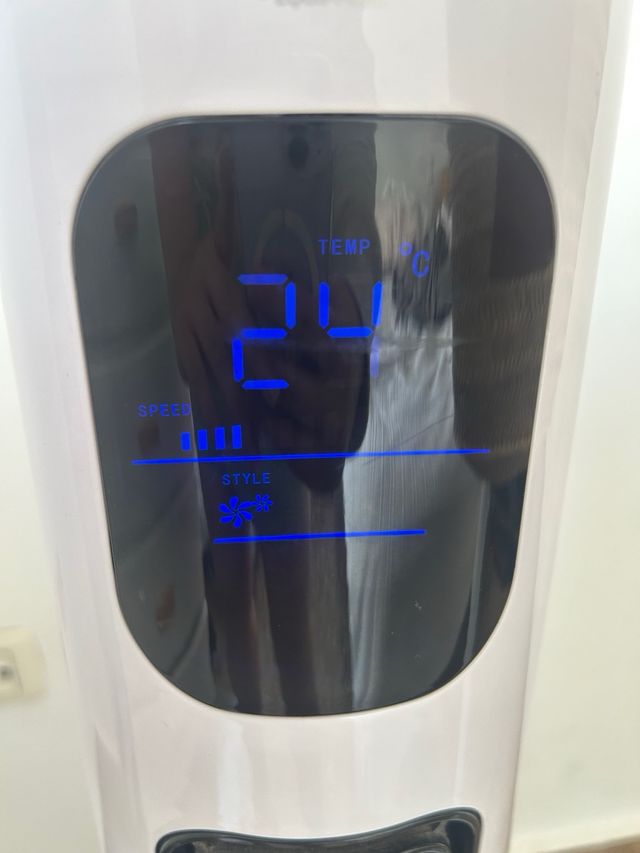 Ventilador de Torre Brandson Preto e Branco