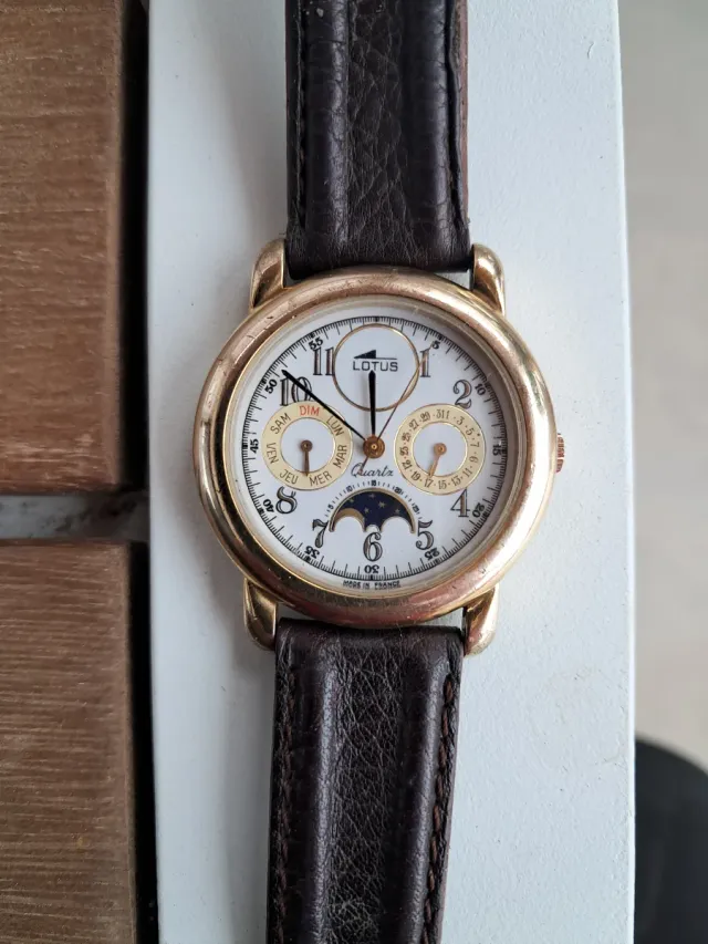 Reloj LOTUS Quartz Multifunción