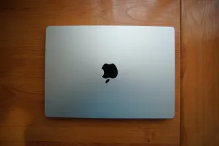 Macbook Pro 14 2021 M1 Plata