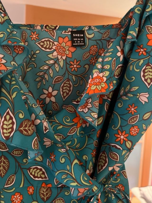 Vestido Shein volantes estampado floral