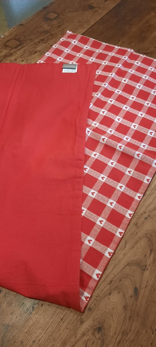 Runner da tavola a quadri rossi e bianchi