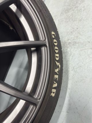 JUEGO LLANTAS HYUNDAI (235/35R19 91Y)