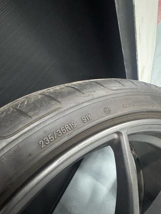 JUEGO LLANTAS HYUNDAI (235/35R19 91Y)