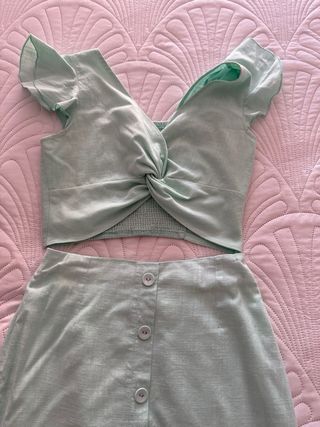 Conjunto falda midi y top turquesa
