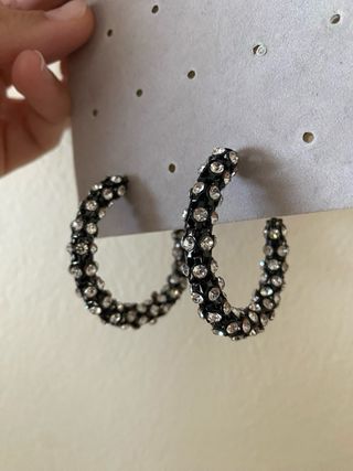 Pendientes Aro Zara Negros y Plateados