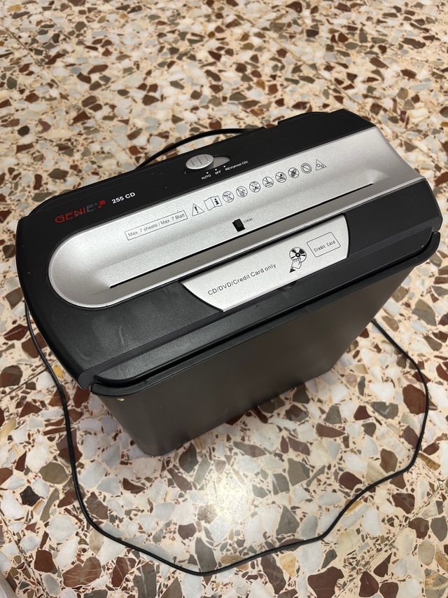 Destructora Genie 255 CD Papel y Tarjetas