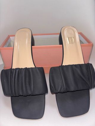 Sandalias negras Shein
