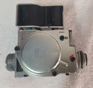 Válvula de gas caldera.