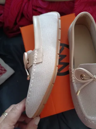 Zapatos planos beige