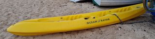 Kayak 2+1 pl. autovaciable + 2 remos telescópicos.