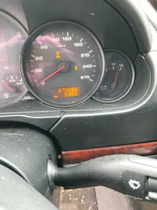 Porsche Cayenne 2004