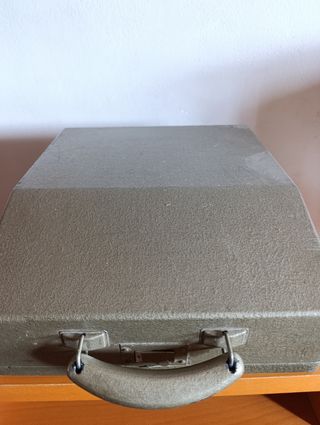 Máquina de escribir Hispano Olivetti Studio 46