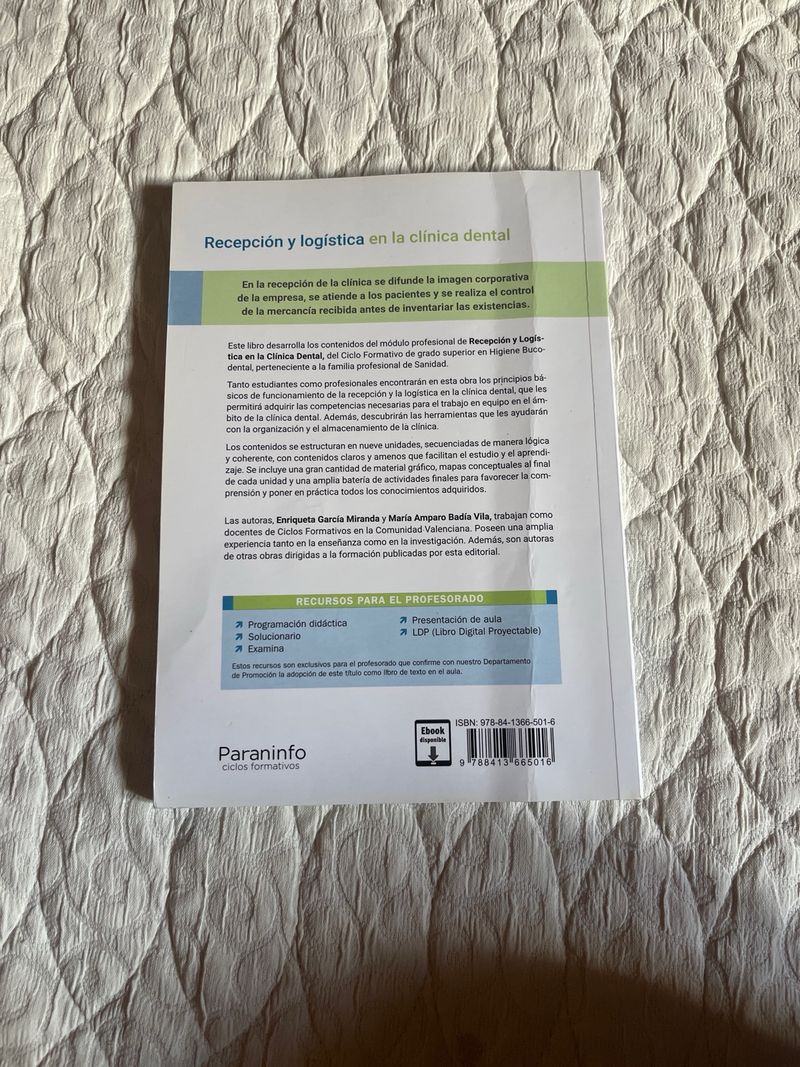 Recepción y logística en la clínica dental second hand for 15 EUR in La  Solana in WALLAPOP