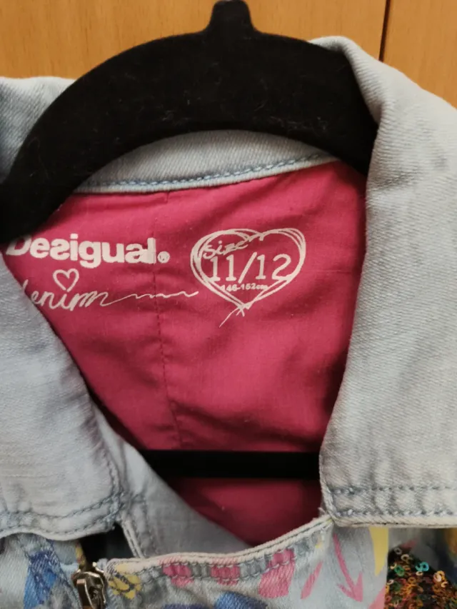 Chaqueta Desigual Flores Talla 12 Años