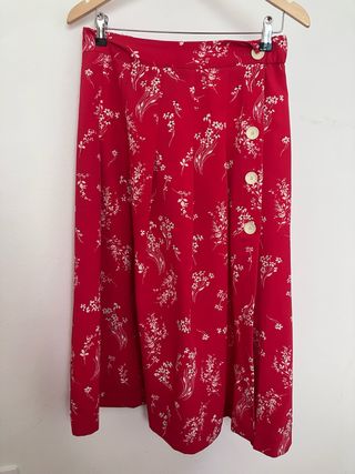 Falda Zara Estampada Flores Roja