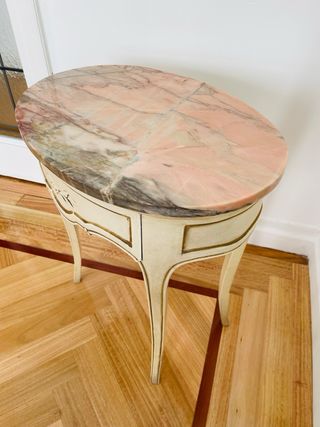 Mesa auxiliar antigua mármol y madera