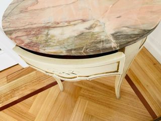 Mesa auxiliar antigua mármol y madera