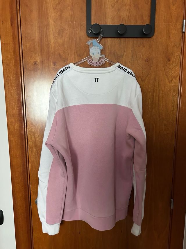 Sudadera Eleven Degrees rosa y blanca
