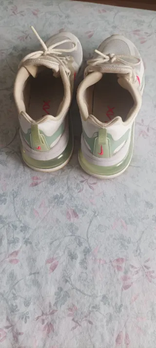 Deportivas Nike Air Max 270 React Mujer