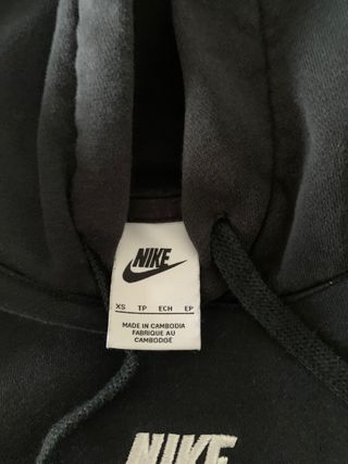 Sudadera Nike Negra con Capucha