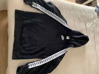 Sudadera Nike Negra con Capucha