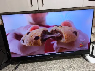 Televisor Negro Hisense 40"