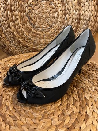 Zapatos tacón Geox negros mujer