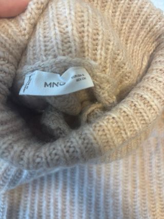 Jersey Mango cuello alto beige Talla S