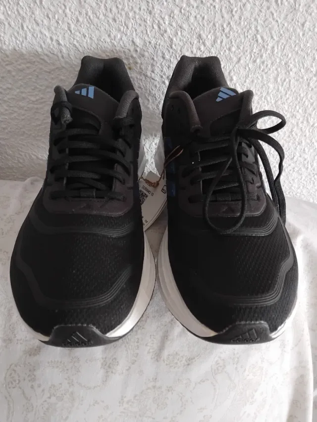 Zapatillas Adidas Negras y Azules