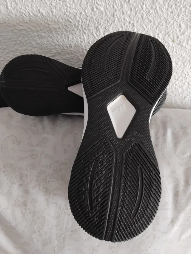 Zapatillas Adidas Negras y Azules