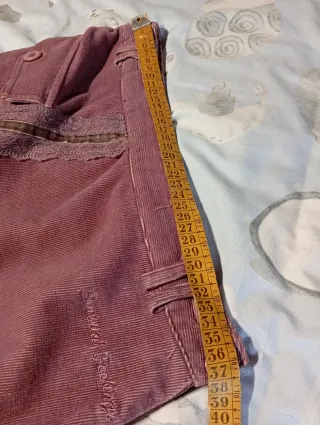 Traje chaqueta y falda rosa