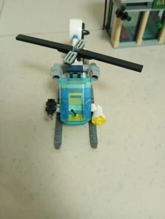 Set LEGO City Polizia 60140