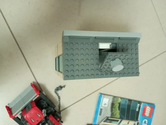 Set LEGO City Polizia 60140