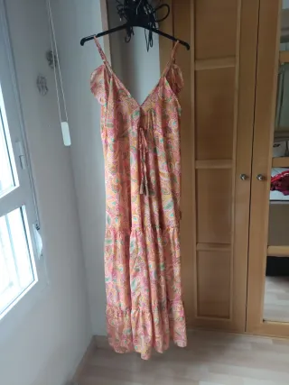 Vestido largo estampado naranja y rosa