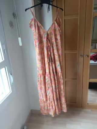 Vestido largo estampado naranja y rosa