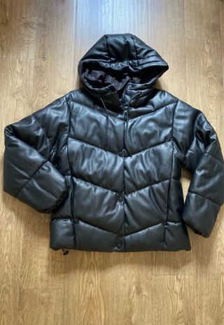 Pull&Bear Abrigo Negro con Capucha