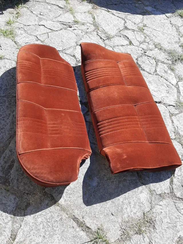 Asientos Seat 131 Terciopelo Marrón